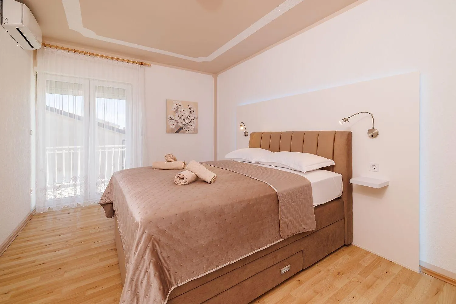 Traumhaftes Penthouse Nur 400 Meter Zum Strand Mit Beheizbarem Pool, Meerblick, Babybett, Grill Crikvenica 0*,  Croatia