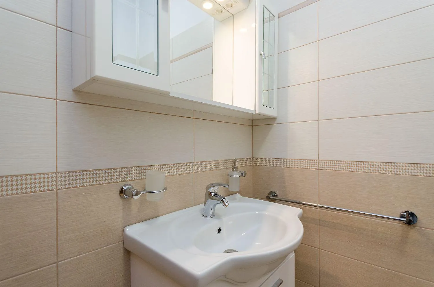 Traumhaftes Penthouse Nur 400 Meter Zum Strand Mit Beheizbarem Pool, Meerblick, Babybett, Grill Crikvenica Apartment