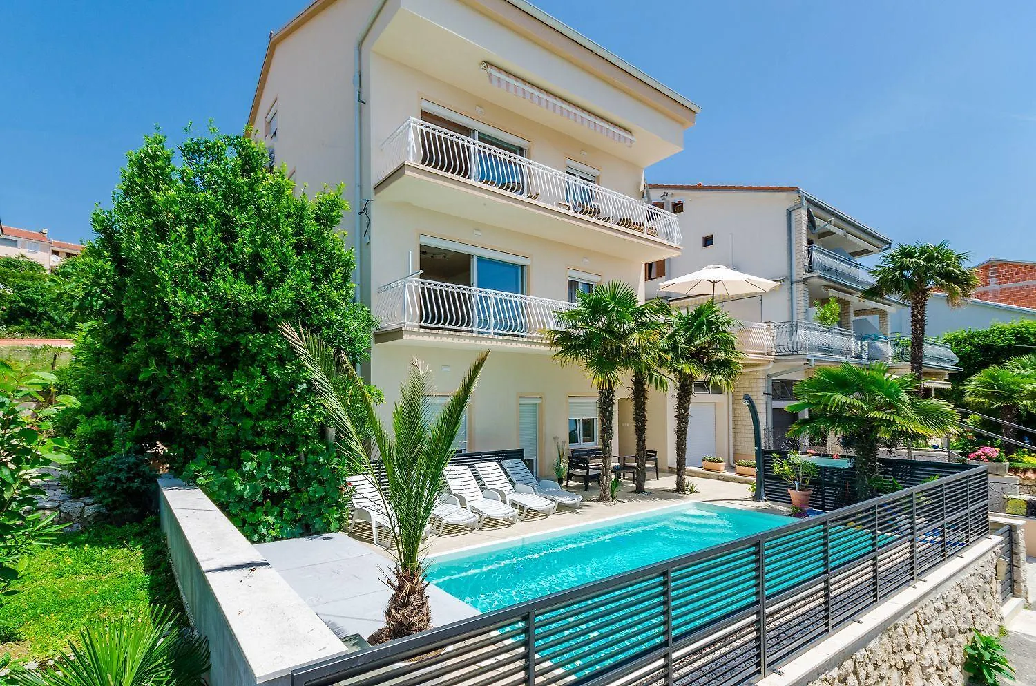 Traumhaftes Penthouse Nur 400 Meter Zum Strand Mit Beheizbarem Pool, Meerblick, Babybett, Grill Crikvenica Apartment