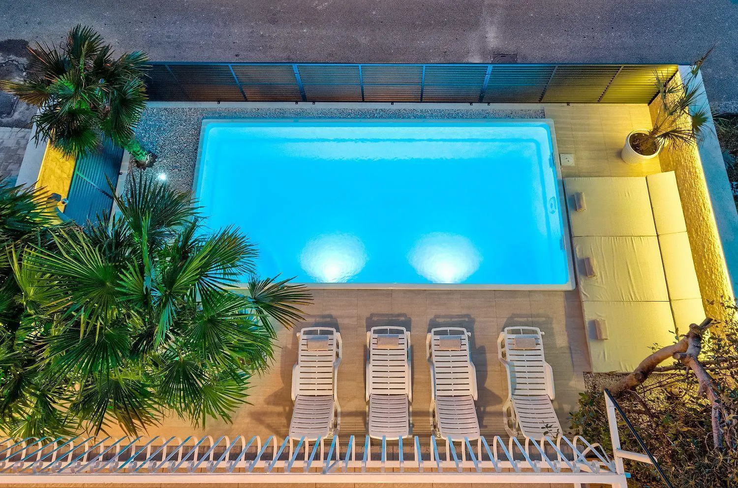 Traumhaftes Penthouse Nur 400 Meter Zum Strand Mit Beheizbarem Pool, Meerblick, Babybett, Grill Crikvenica Croatia
